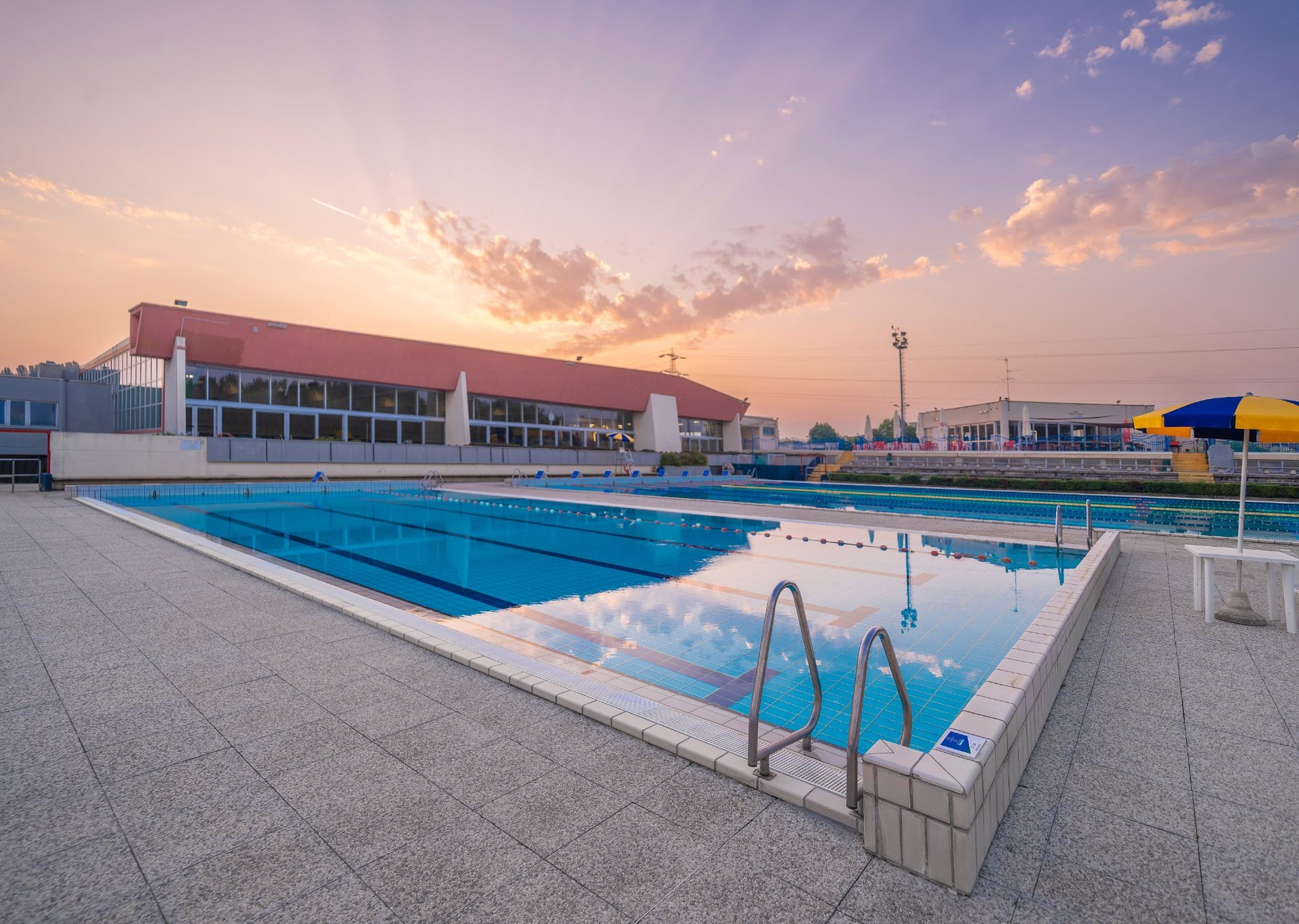crema_04_piscina_exterior