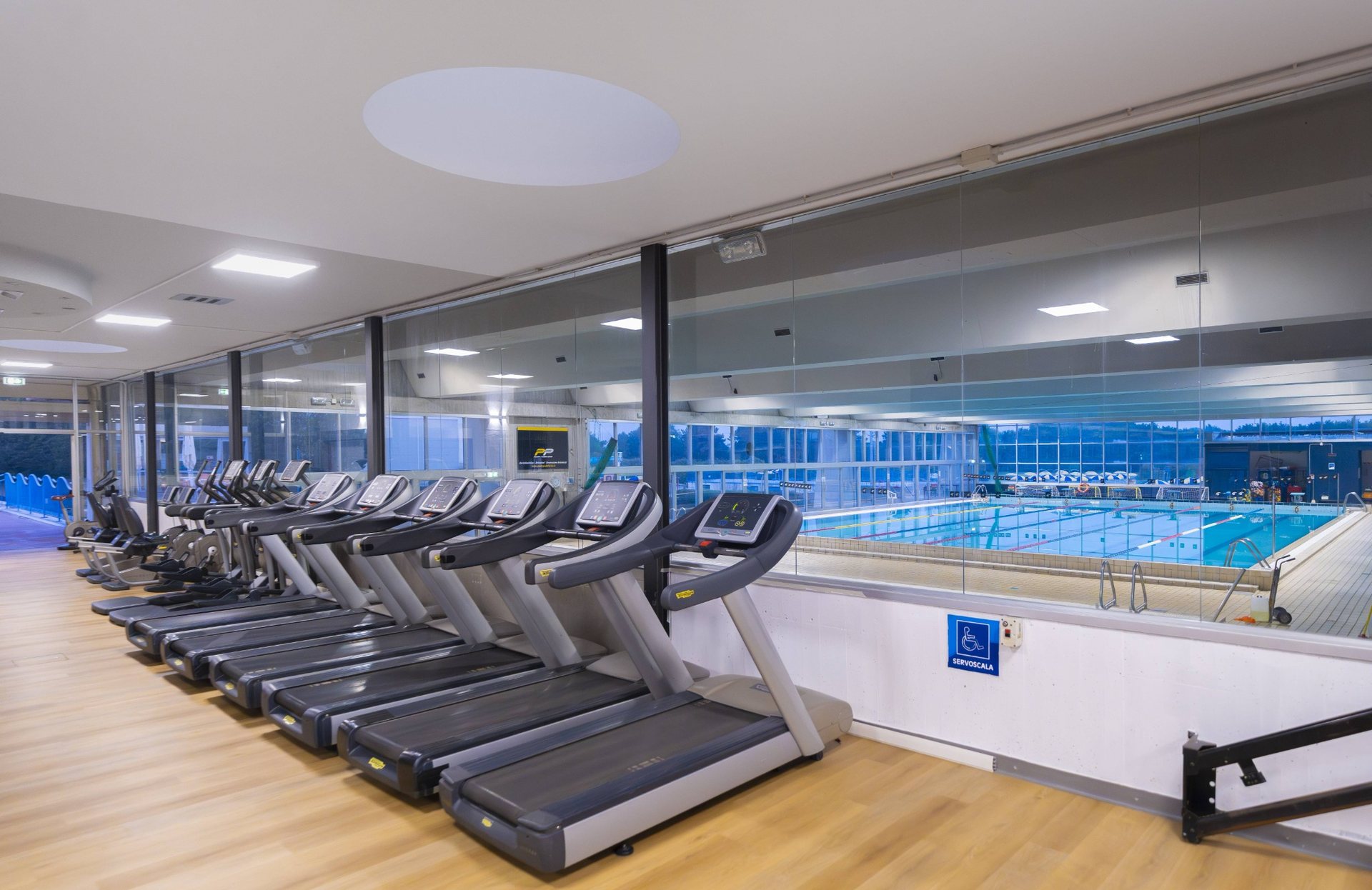 crema_7_cardio_vista_piscina
